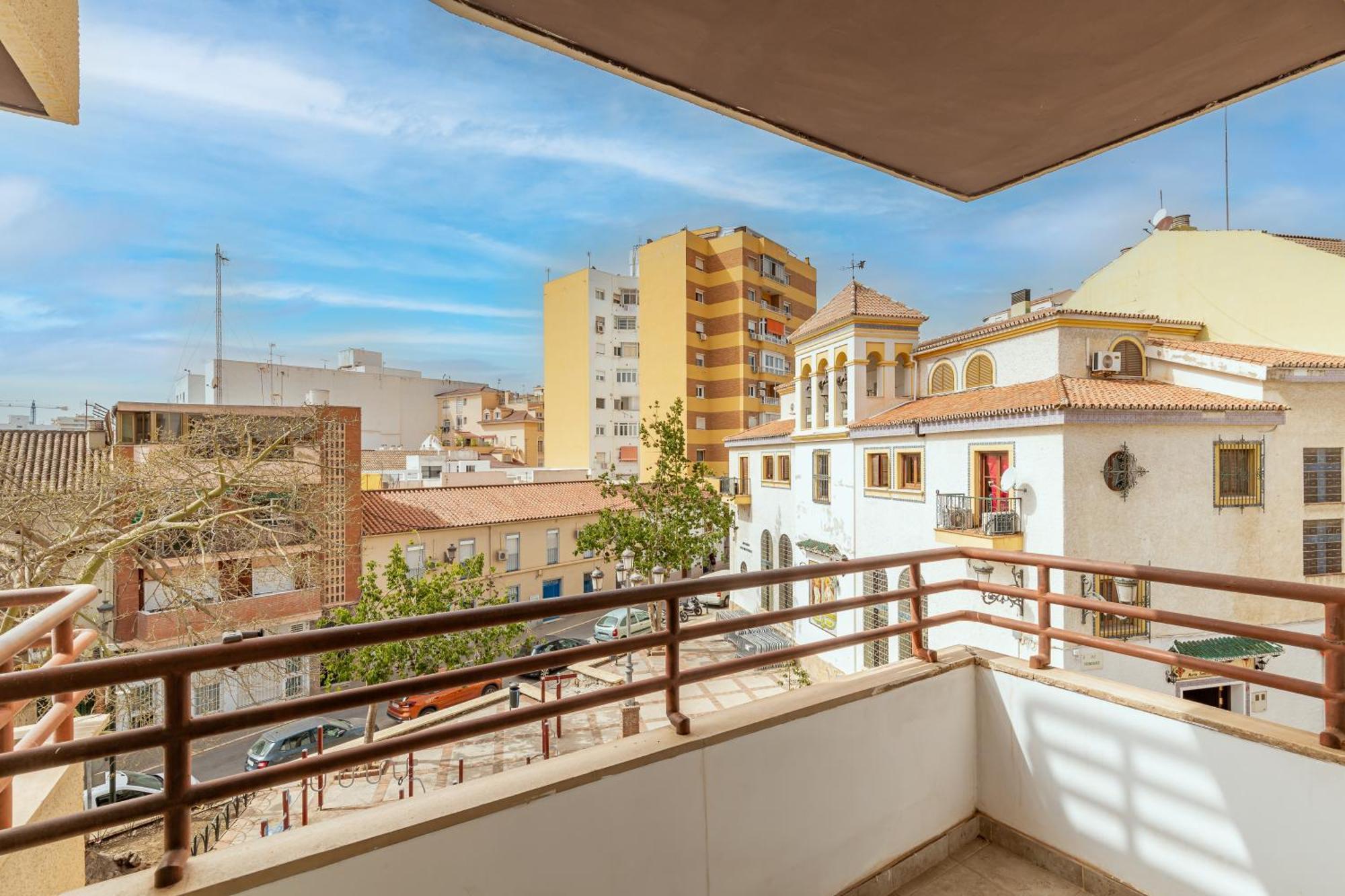 Piso Amplio Cerca Del Centro De Malaga Capital Appartement Buitenkant foto
